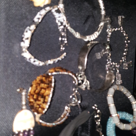 Braclets - Picture 4 of 10